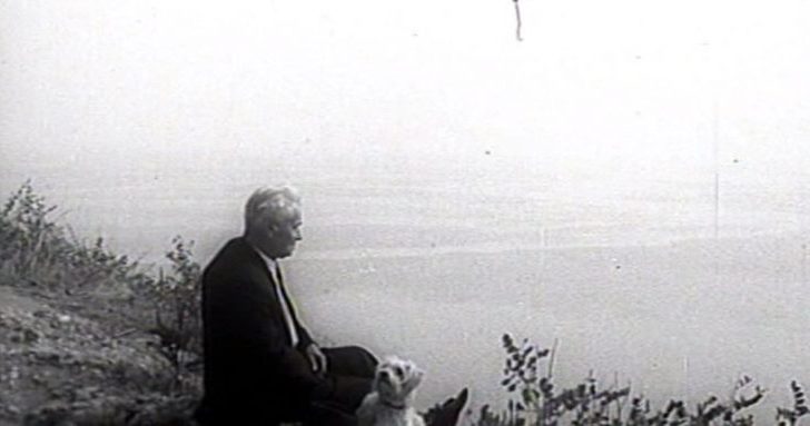Dokumentari i rrallë i 1976 për Lasgush Poradecin, liqenin dhe qytetin e Pogradecit/ Video