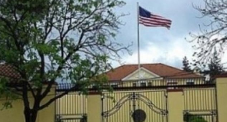 Protesta e opozitës pa afat, ambasada e SHBA thirrje qytetarëve amerikanë: Kujdes!