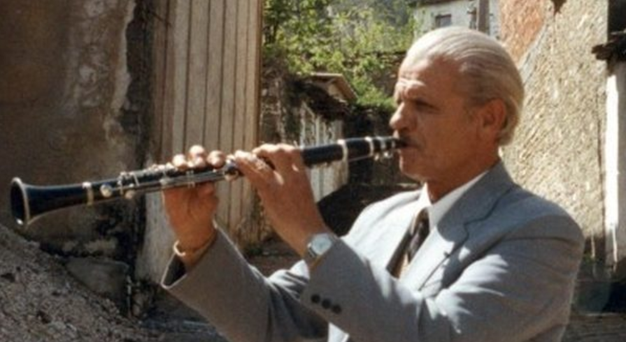 Laver Bariu, personalitet i shquar i muzikës popullore shqiptare, muzikant me gërnetë dhe këngëtar